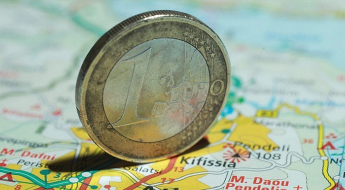Καταδικασμένη σε χρεοκοπία η Ελλάδα