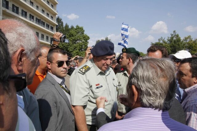 ΕΔΕ για το “ντου” των απόστρατων
