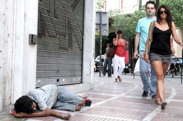 Άστεγοι, η νέα “γενιά” των Ελλήνων
