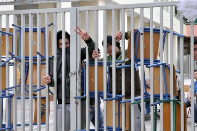 Μαθητής έστειλε στο νοσοκομείο το διευθυντή