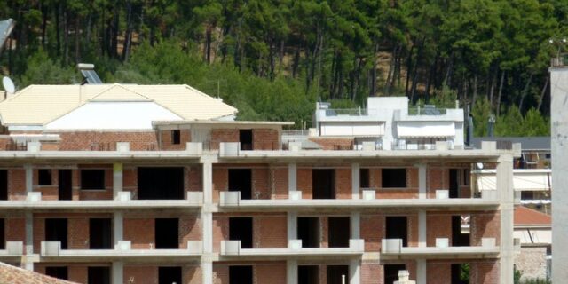 Αλλάζουν τα πάντα στις οικοδομικές άδειες