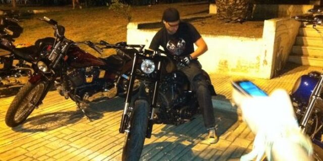 Ο Γκλέτσος και η παρέλαση των Harley