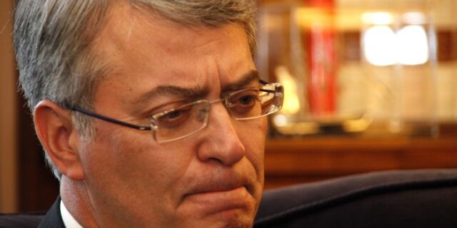 “Bρισκόμαστε σε πόλεμο και πρέπει όλοι να κάνουμε το καθήκον μας”