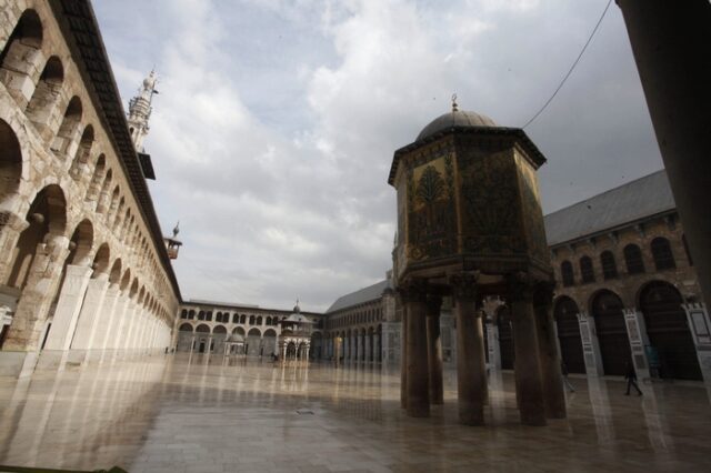 “Τζαμιά” με ονοματεπώνυμο, διεύθυνση και λεπτομερή καταγραφή των πιστών