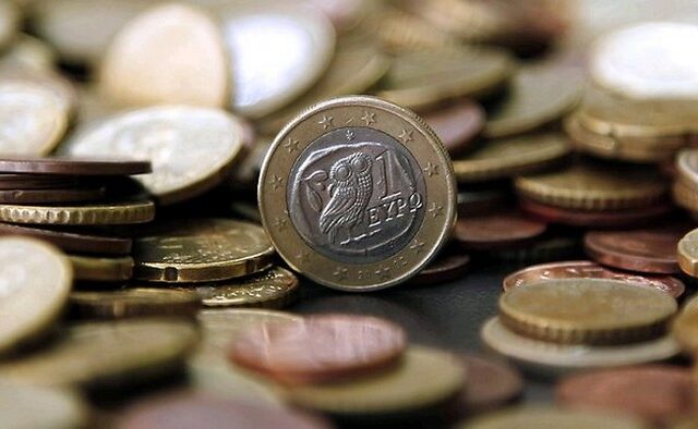Βαθιά ύφεση και το 2012 “βλέπει” η Κομισιόν