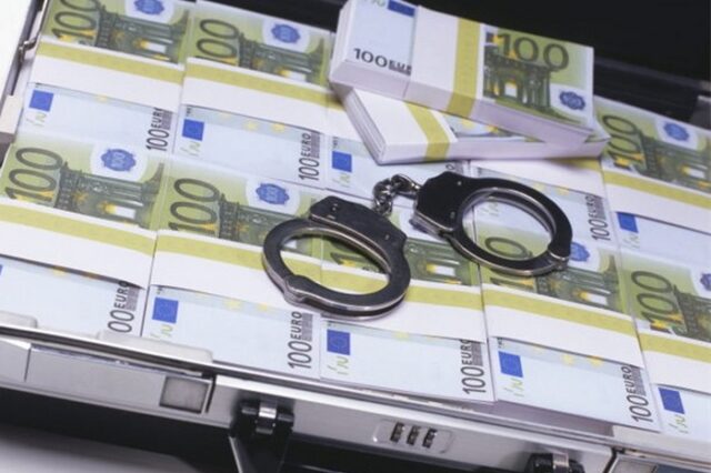 Δύο δισ. ευρώ “θαμμένα” σε 77 λογαριασμούς