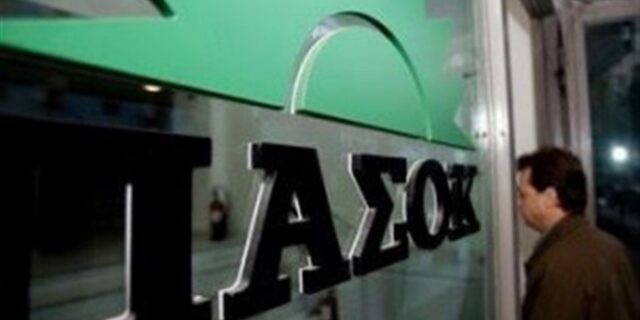 Υπερωρίες μόνο για υπαλλήλους υπουργών και βουλευτών