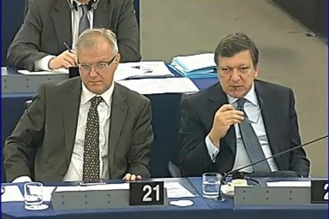Έκκληση για ισχυρή απάντηση στην κρίση χρέους