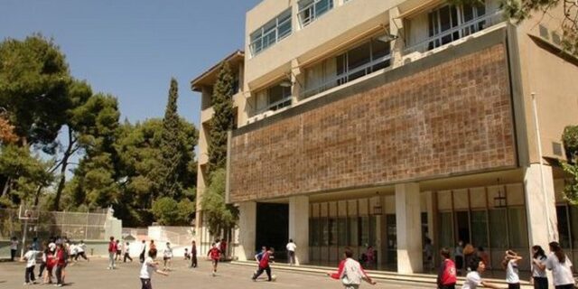 ΟΛΜΕ: Δραματική η εικόνα των ελληνικών σχολείων