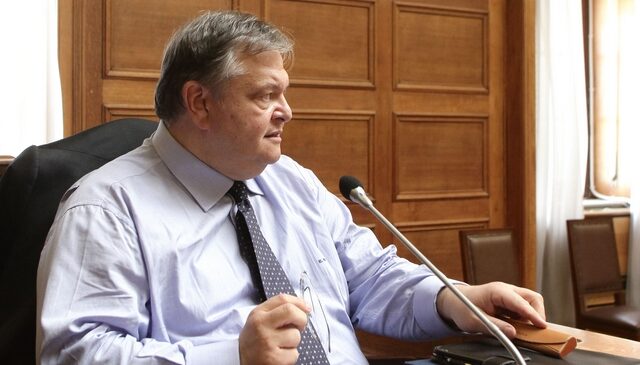 Η έκτη δόση πάει πίσω τις εκλογές