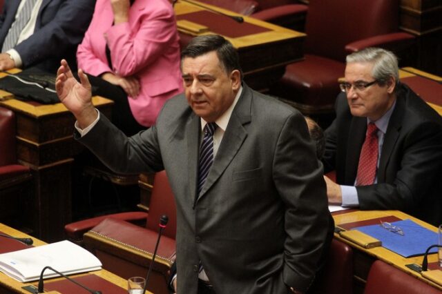 Καρατζαφέρης: “Φόβος να αποτύχουμε αν δεν συνεννοηθείτε”