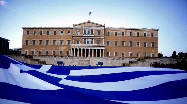 Η “ρετσινιά” του να είσαι Έλληνας
