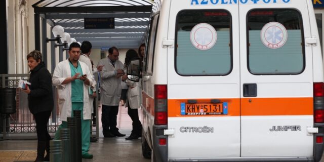 Μείον 500 ευρώ οι μισθοί των γιατρών του ΙΚΑ