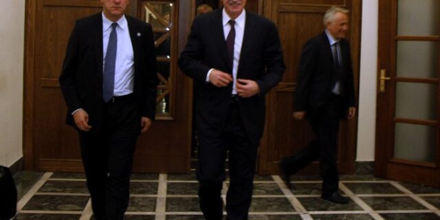 Τα σενάρια με ή χωρίς τον Παπανδρέου