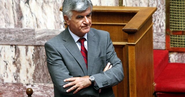 Αντάρτικο βουλευτών για Πετσάλνικο