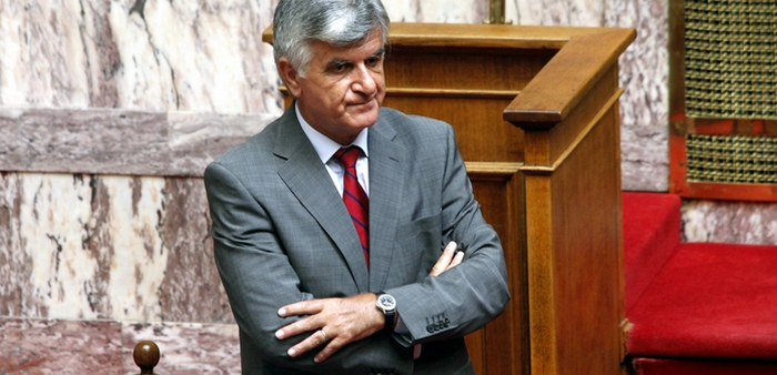 Αντάρτικο βουλευτών για Πετσάλνικο