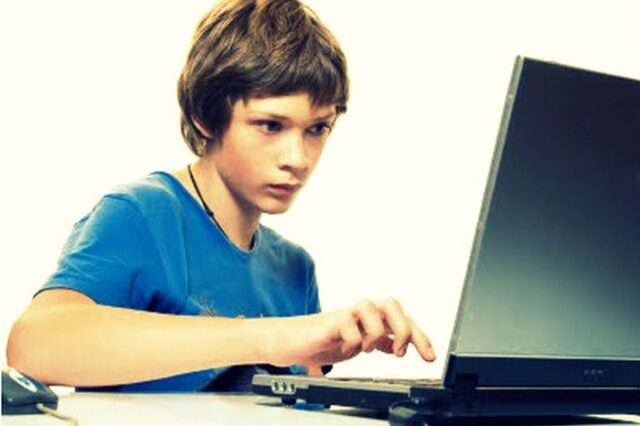 Ευθύνη γονιών και εκπαιδευτικών η ασφαλής χρήση του διαδικτύου