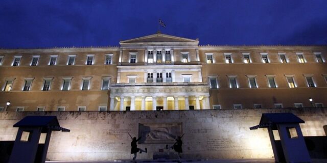 Τα αποτελέσματα και οι έδρες των κομμάτων