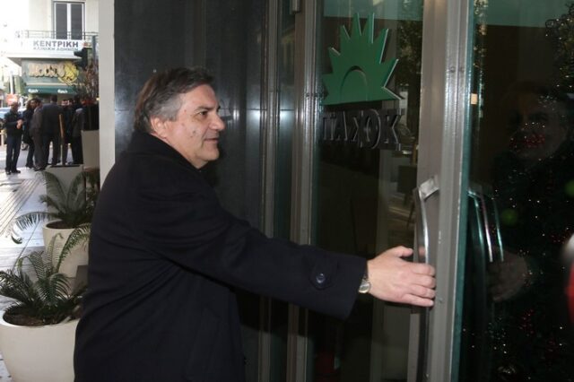 Ζητά κυβέρνηση χωρίς… ΠΑΣΟΚ