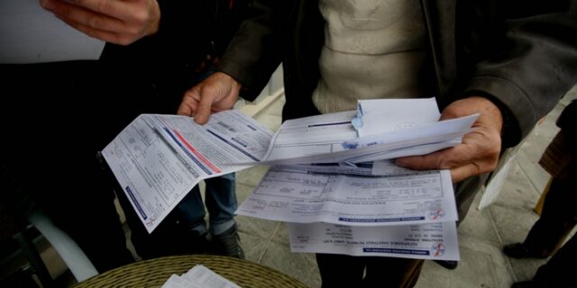 Το ΥΠΕΚΑ διαψεύδει αυξήσεις στα τιμολόγια της ΔΕΗ
