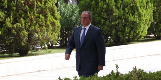 Είχαν βρει όπλο απέναντι από το σπίτι του Καραμανλή
