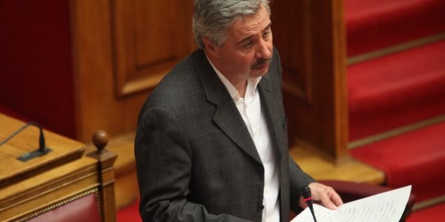 Μανιάτης: Σε καλό δρόμο οι έρευνες για τους υδρογονάνθρακες σε Ιόνιο και Κρήτη