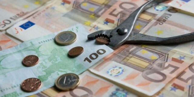 Έρχονται νέες μειώσεις μισθών
