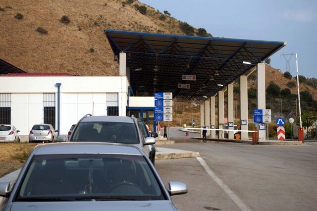 Αλλεπάλληλες στάσεις εργασίας τελωνειακών
