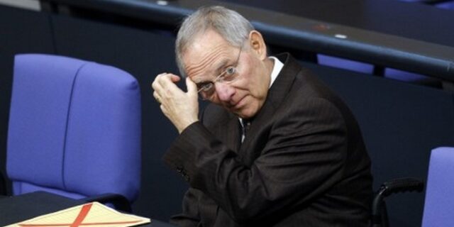 Αποκλείει κραχ το 2012 ο Σόιμπλε