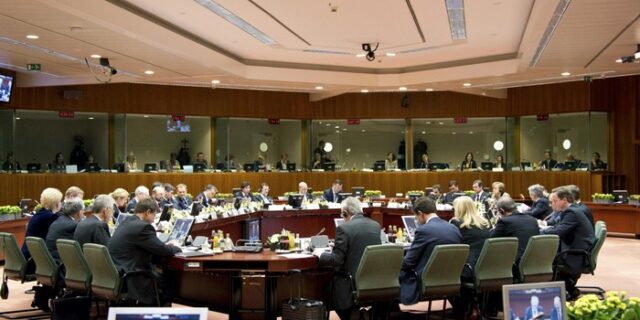 ΕΕ: Σχέδιο 6 δισ. ευρώ για την απασχόληση νέων το διάστημα 2014 – 2015