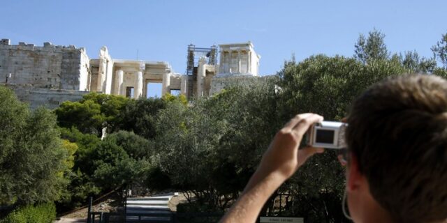 Μπορούν οι Έλληνες να ξαναχτίσουν την Ακρόπολη;