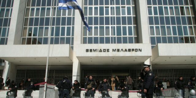 Άρειος Πάγος κατά Λοβέρδου για το μακελειό