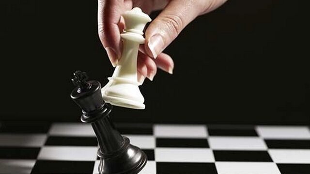H Ελλάδα έχει το πάνω χέρι