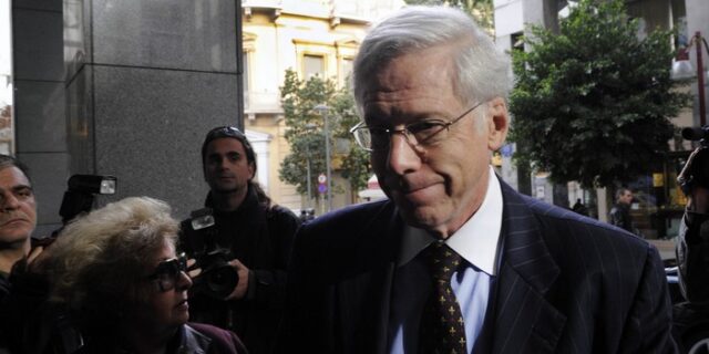 Σκοτσέζικο ντους στην Ελλάδα από τον Νταλάρα