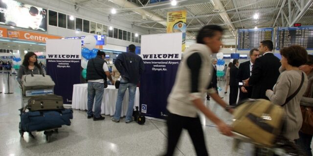 Μειωμένες τιμές στα αεροπορικά εισιτήρια