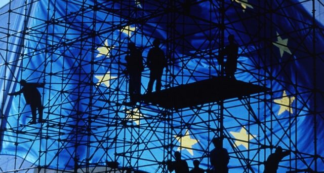 “Βγάλε τον σκασμό και ξέχνα τις κυρώσεις σε Γερμανία – Γαλλία”