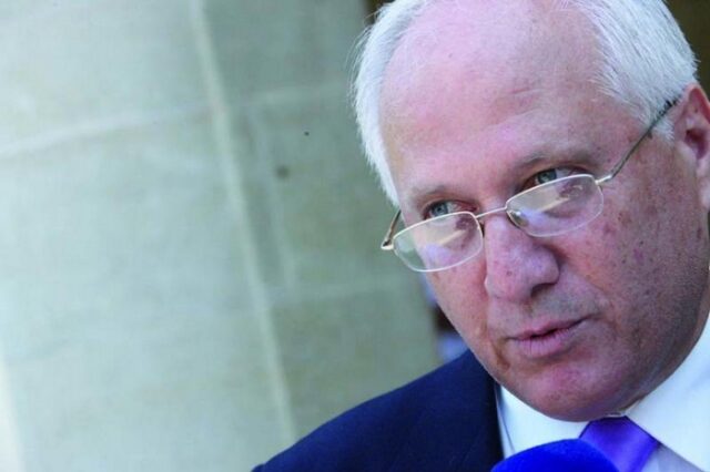 Κύπρος: “Κρύβει σκοπιμότητες η υποβάθμιση”