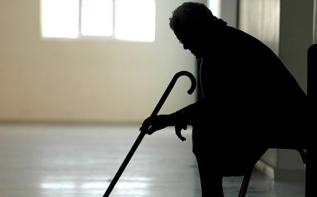 Παντρεύτηκε δεύτερη φορά αλλά ζούσε με τη σύνταξη του μακαρίτη επί 28 χρόνια