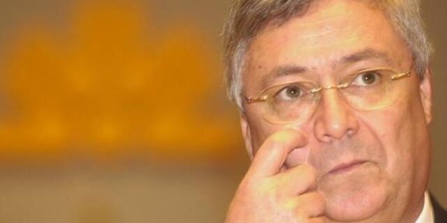 “Μόνο εκτός ευρώ θα επιβιώσει η Ελλάδα”