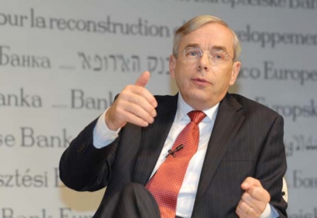Μίροβ: “Επικίνδυνη η έξοδος της Ελλάδας από το ευρώ”