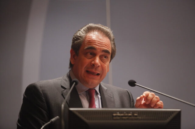 Με προσφυγή στη Δικαιοσύνη απειλεί το ΕΒΕΑ την ΤτΕ