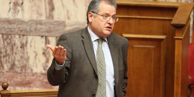 Οικονόμου: “Kακώς διώκεται ο Καπελέρης”