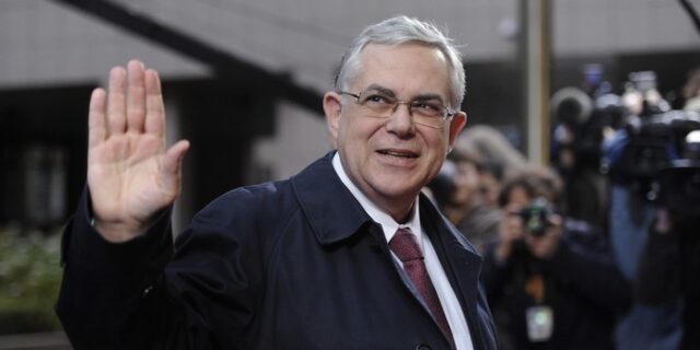Με τρία “όχι” στις Βρυξέλλες ο Παπαδήμος