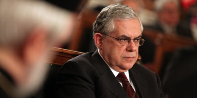 Παπαδήμος: “Λιτότητα ή έξοδος από ευρώ και κοινωνικές αναταραχές”