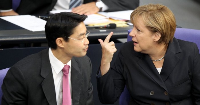 Τα μασάει η Γερμανία για την “επιτροπεία”