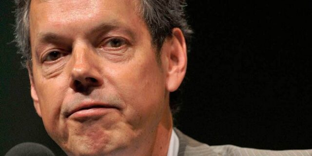 Μπόφινγκερ: Η αυστηρή λιτότητα μπορεί να δημιουργήσει νέα χρέη