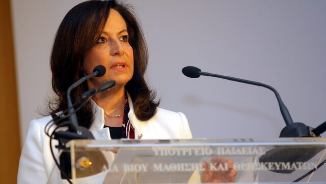Διαμαντοπούλου: Πολιτική προβοκάτσια η παρέμβαση Σόιμπλε