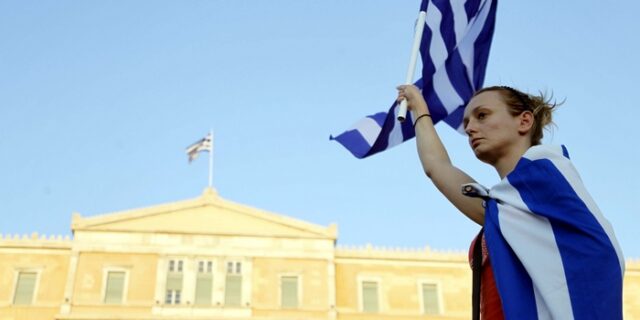 Θυσιάζουν τους Έλληνες στον βωμό της κερδοσκοπίας