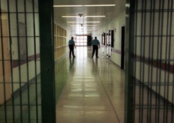 Φραγκουλάνδης: “Εμείς πιάνουμε τους εμπόρους ναρκωτικών και εσείς τους αποφυλακίζετε;”