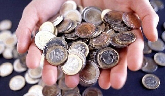 Η Ελλάδα βαθύτερα στην ύφεση λόγω των νέων μέτρων